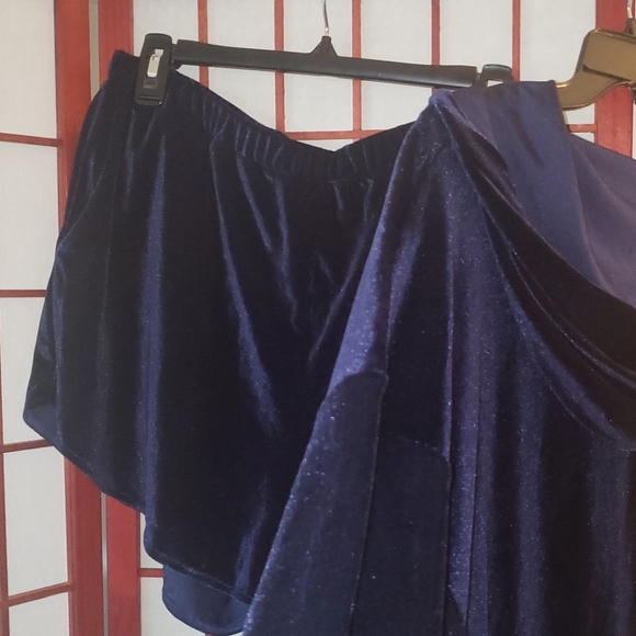 Velour Shorts Set Navy Blue NWOT XL - Picture 4 of 4